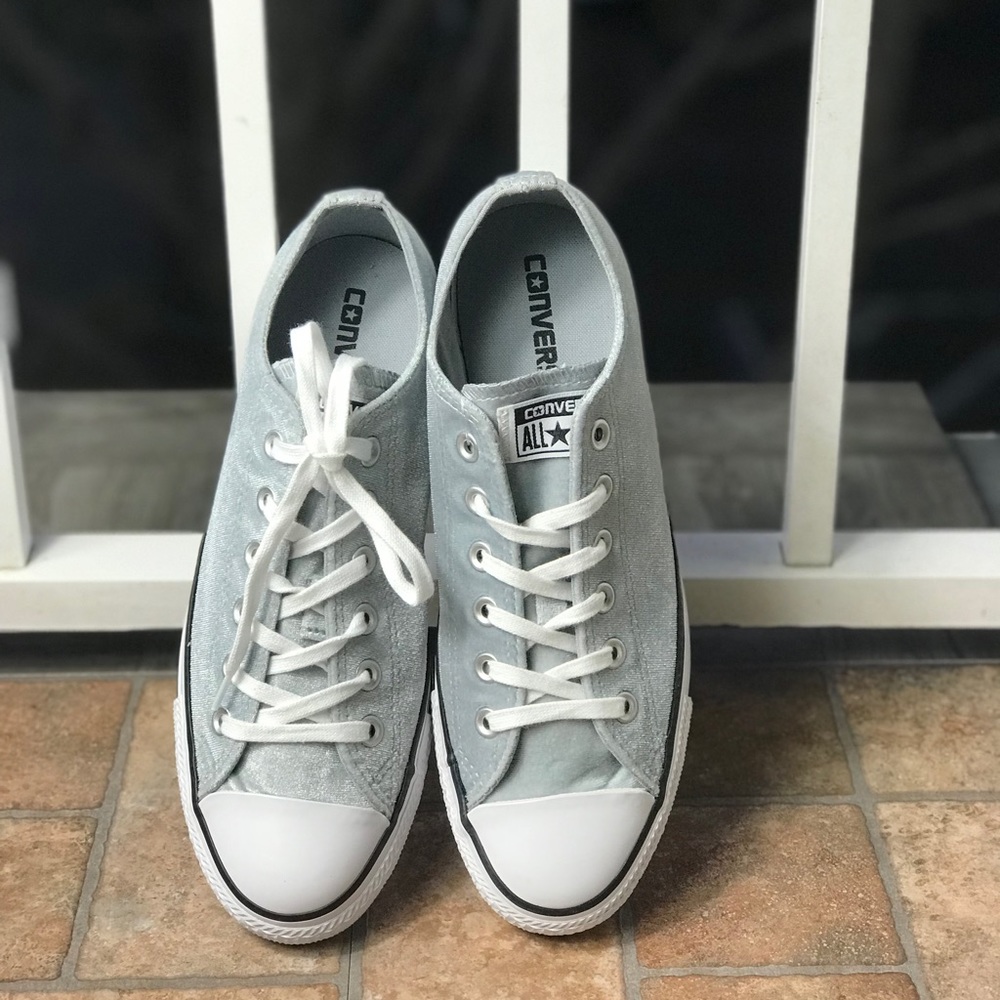 SANTA’S DEAL 🎄 NWT Converse Ctas OX Velvet Wolf Grey Women AUTHENTIC 557990F - Picture 3 of 8